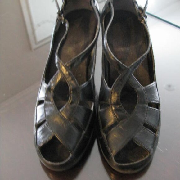 Aerosole peep toe shoes size 9.5 - Picture 1 of 4